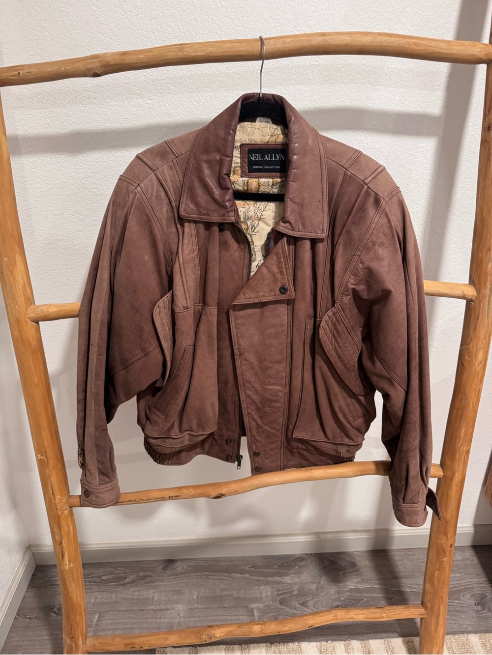 Vintage Neil Allyn Genuine Leather Cropped Bomber Jacket Brown Size Large